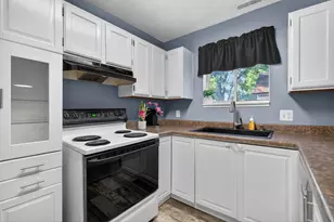 149 N Fort Ln W, Layton, UT 84041 - Photo 12
