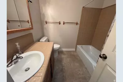972 E Sagehill Dr, Millcreek, UT 84124 - Photo 16