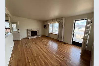 972 E Sagehill Dr, Millcreek, UT 84124 - Photo 4