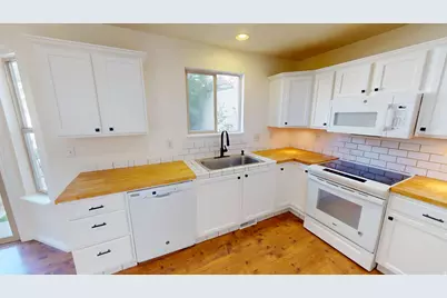 1166 N 200 W, Tooele, UT 84074 - Photo 2