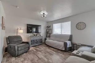 321 W Willow Dr, Saratoga Springs, UT 84045 - Photo 8