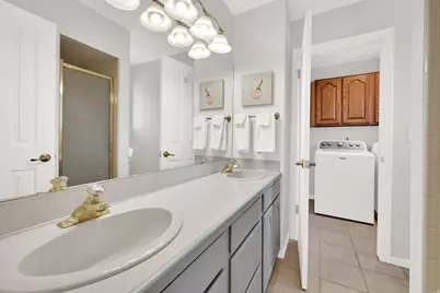 2698 E 1650 N, Layton, UT 84040 - Photo 22