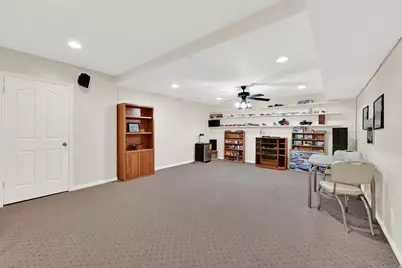 2698 E 1650 N, Layton, UT 84040 - Photo 30
