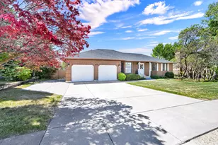 2698 E 1650 N, Layton, UT 84040 - Photo 2