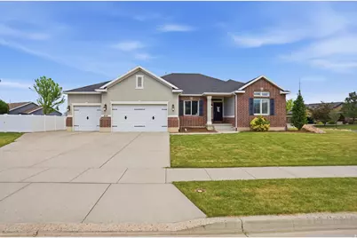 408 W Cornfield Cir S, Kaysville, UT 84037 - Photo 2
