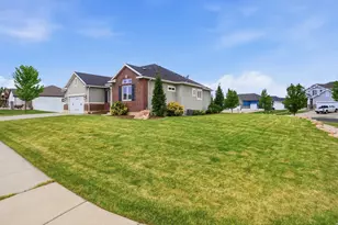 408 W Cornfield Cir S, Kaysville, UT 84037 - Photo 48