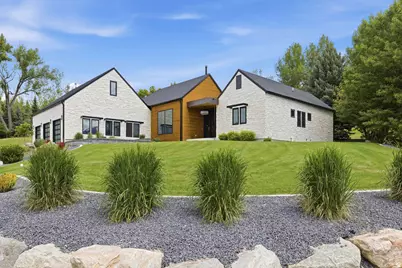 551 E Center N, Hyde Park, UT 84318 - Photo 2