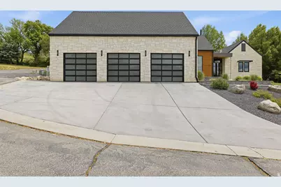 551 E Center N, Hyde Park, UT 84318 - Photo 6