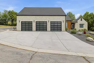 551 E Center N, Hyde Park, UT 84318 - Photo 6