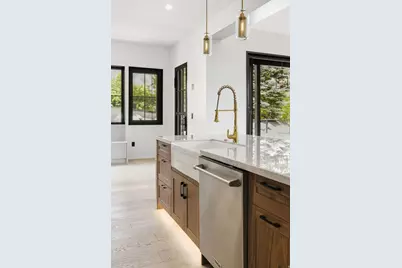 551 E Center N, Hyde Park, UT 84318 - Photo 20