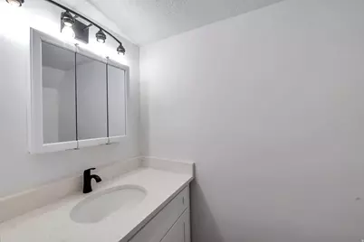 4717 S Cathay Cir W, Taylorsville, UT 84123 - Photo 6
