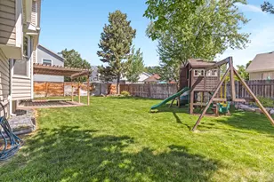 558 E Cherry Plum Ct, Sandy, UT 84070 - Photo 24