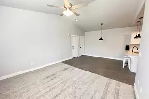 13536 S Poole Dr W, Riverton, UT 84096 - Photo 4