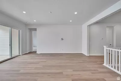 273 E Polaris Dr #103, Saratoga Springs, UT 84045 - Photo 8
