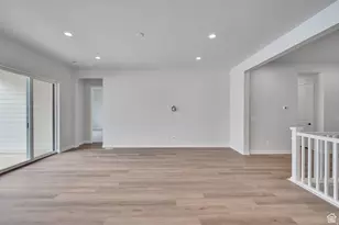 273 E Polaris Dr, Saratoga Springs, UT 84045 - Photo 8