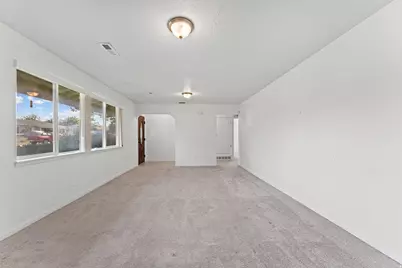 4046 W 5540 S, Kearns, UT 84118 - Photo 6