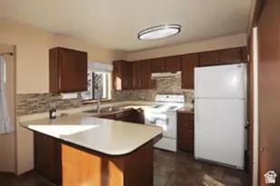 1677 E 1450 S, Ogden, UT 84404 - Photo 8