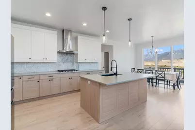 16007 S Railcar Ln, Bluffdale, UT 84065 - Photo 4