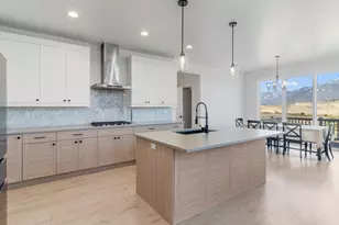 16007 S Railcar Ln, Bluffdale, UT 84065 - Photo 4