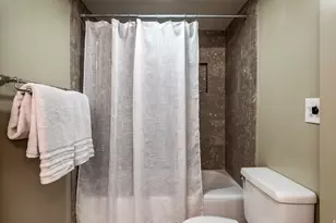 875 S Donner Way, Salt Lake City, UT 84108 - Photo 20