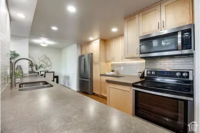875 S Donner Way #305, Salt Lake City, UT 84108 - Photo 18
