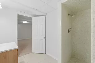 148 E Tennyson Ave S, Sandy, UT 84070 - Photo 34