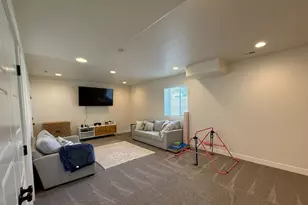 2060 W 850 S, Layton, UT 84041 - Photo 22