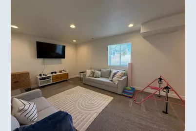 2060 W 850 S, Layton, UT 84041 - Photo 18