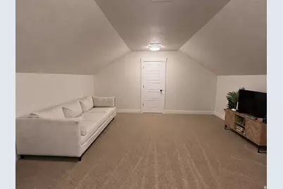 2060 W 850 S, Layton, UT 84041 - Photo 8