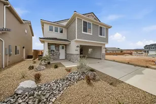 946 E Malibu Dr, Washington, UT 84780 - Photo 2