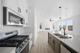 946 E Malibu Dr, Washington, UT 84780 - Photo 12