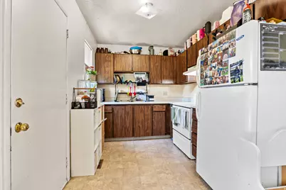 2327 W 880 N, Provo, UT 84601 - Photo 2