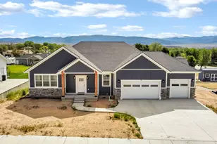 40 N 450 W, Gunnison, UT 84634 - Photo 1