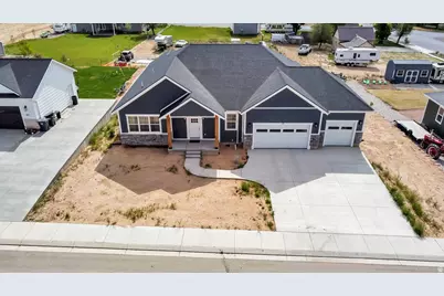 40 N 450 W, Gunnison, UT 84634 - Photo 4