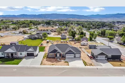 40 N 450 W, Gunnison, UT 84634 - Photo 6