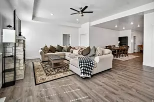 40 N 450 W, Gunnison, UT 84634 - Photo 10