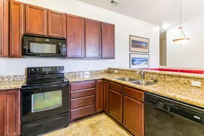 713 W Buckingham Dr, North Salt Lake, UT 84054 - Photo 6