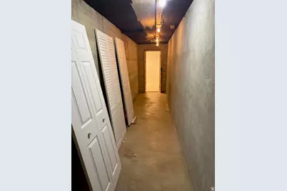 2313 S 150 E, Bountiful, UT 84010 - Photo 32