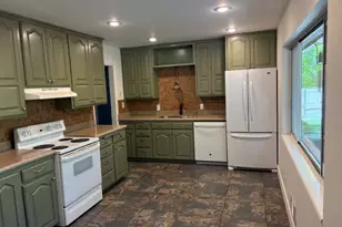 2313 S 150 E, Bountiful, UT 84010 - Photo 8