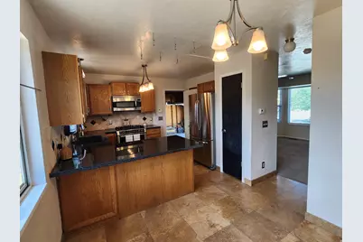 6043 W Parkham Way, Kearns, UT 84118 - Photo 8