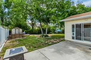 476 E 10425 S, Sandy, UT 84070 - Photo 32