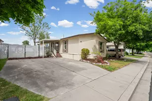 1025 N 300 W, Springville, UT 84663 - Photo 1