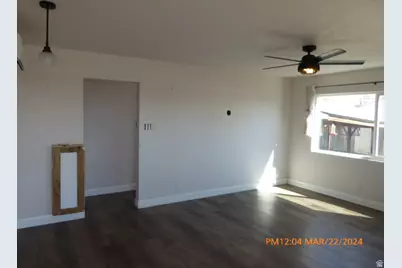 533 E 100 N, Price, UT 84501 - Photo 2
