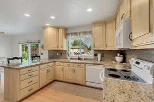 570 S 150 W, Centerville, UT 84014 - Photo 10