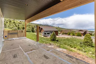 857 Trappers Cir, Garden City, UT 84028 - Photo 26