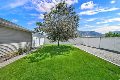 429 W 2125 N, Harrisville, UT 84414 - Photo 44