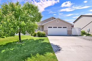 429 W 2125 N, Harrisville, UT 84414 - Photo 1