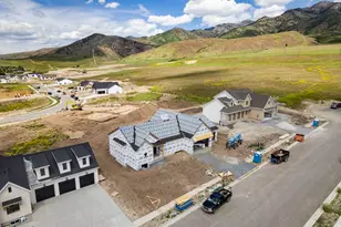 1139 E Center St, Hyde Park, UT 84318 - Photo 20