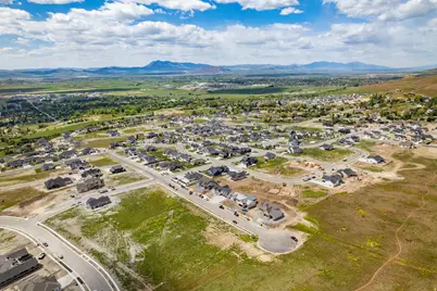 1139 E Center St, Hyde Park, UT 84318 - Photo 26