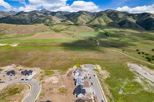 1139 E Center St, Hyde Park, UT 84318 - Photo 30